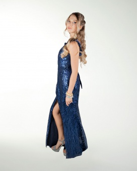 VESTIDO CL DE UN TIRANTE Y ABERTURA